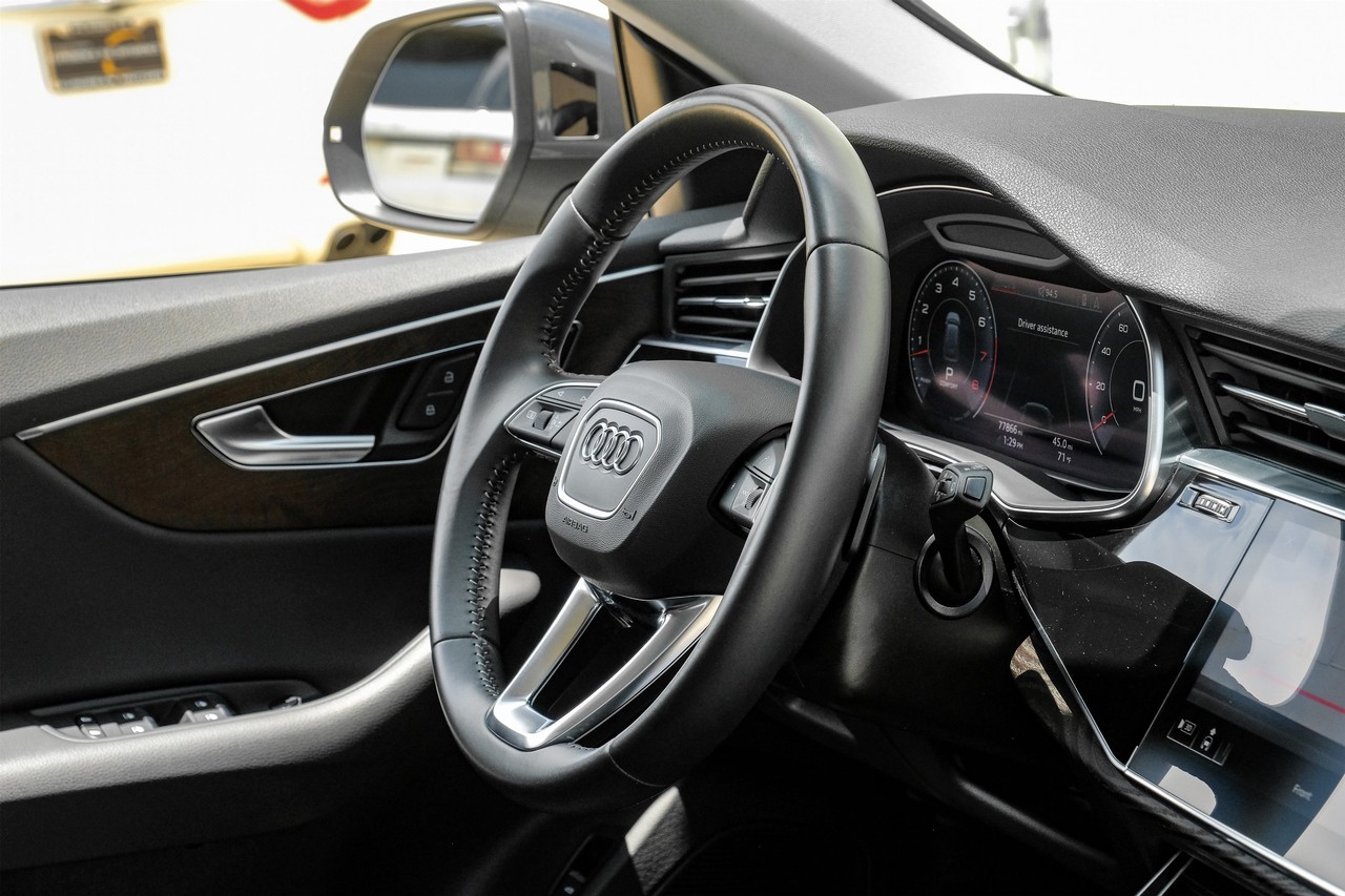 Audi Q8 Vehicle Main Gallery Image 14