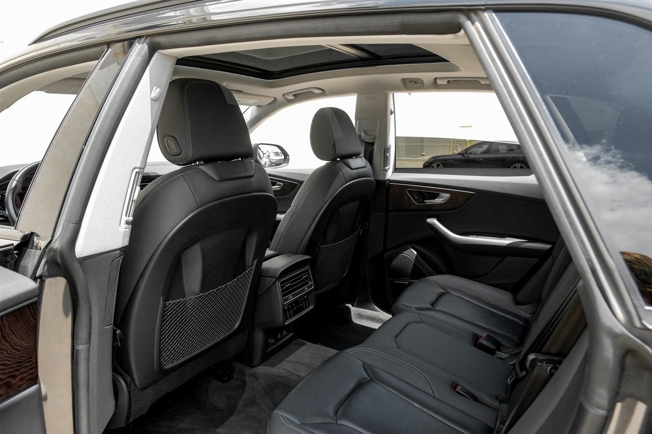 Audi Q8 Vehicle Main Gallery Image 37