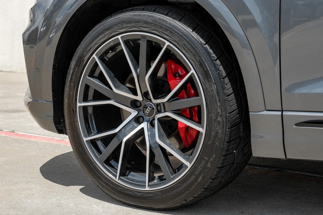 Audi Q8 Vehicle Main Gallery Image 54
