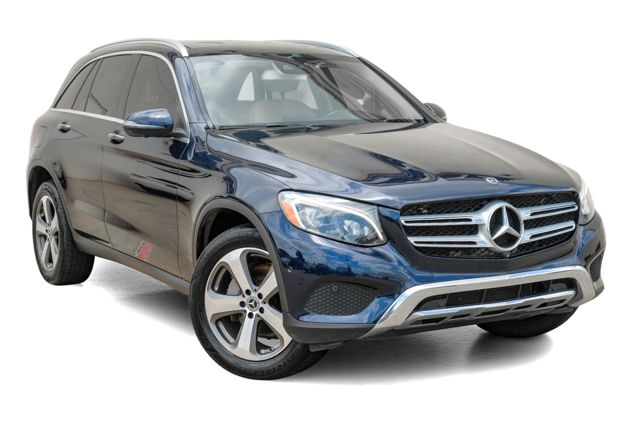 Mercedes-Benz GLC Vehicle Main Gallery Image 07