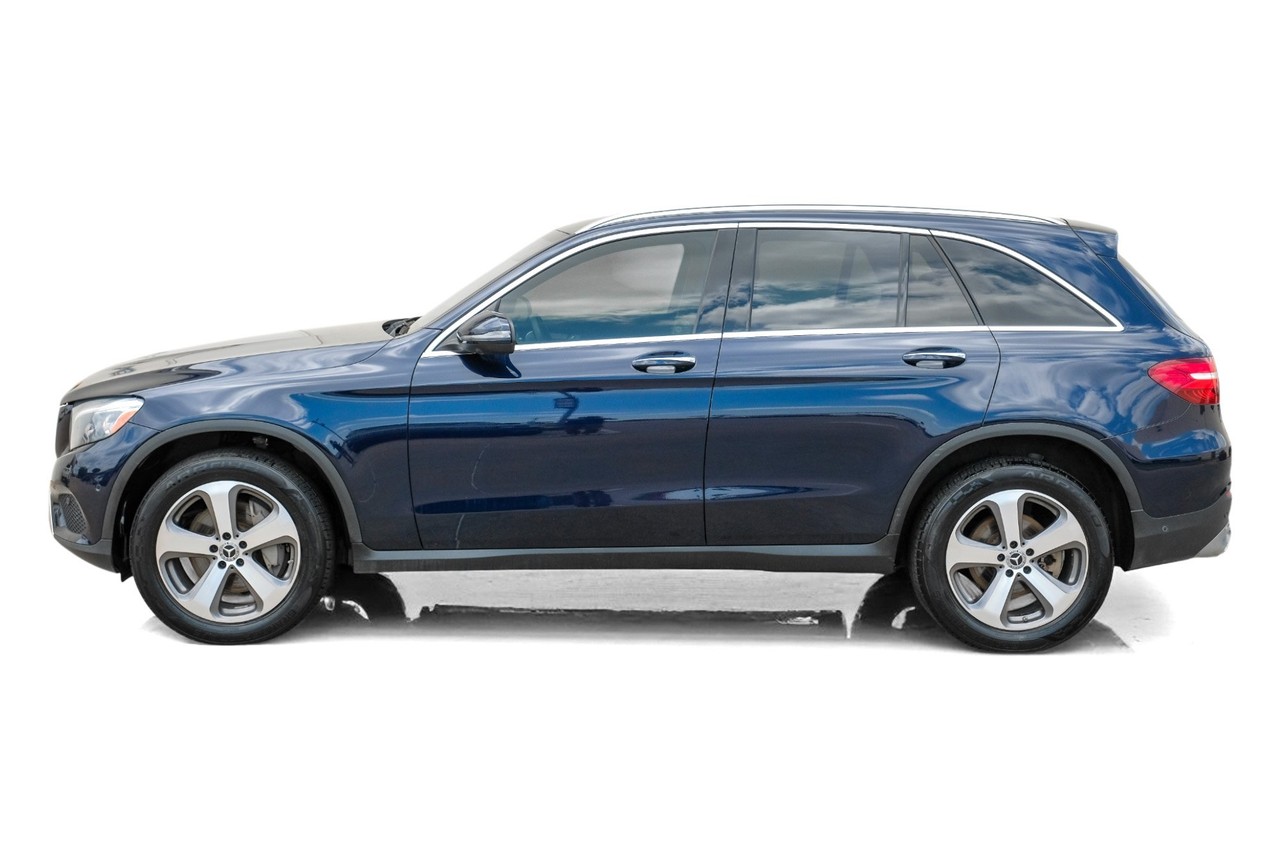 Mercedes-Benz GLC Vehicle Main Gallery Image 12