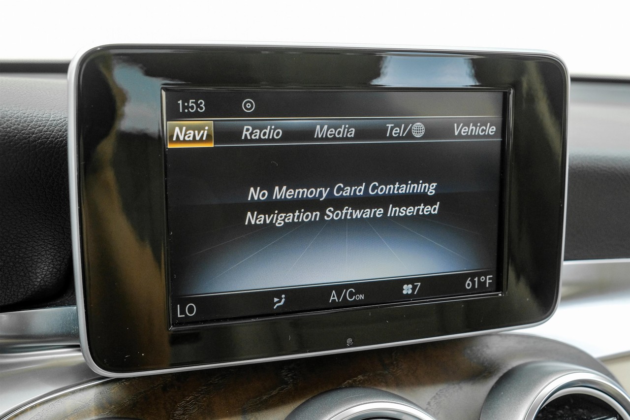Mercedes-Benz GLC Vehicle Main Gallery Image 28