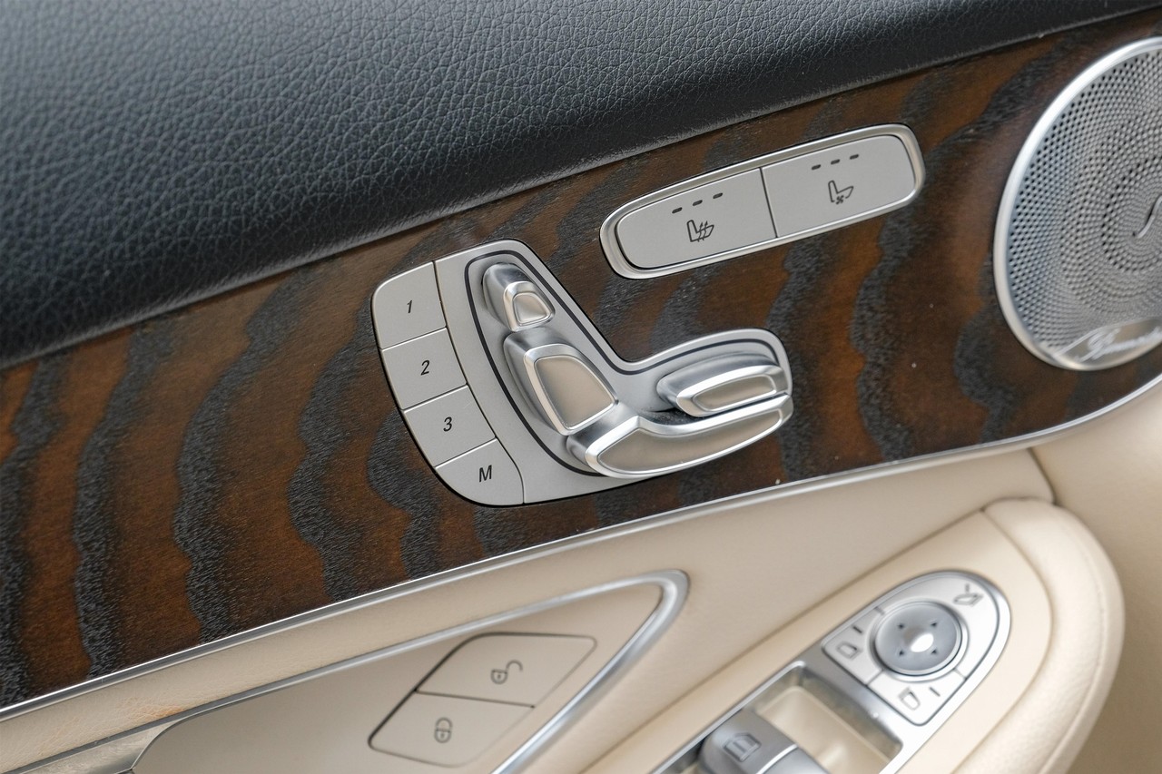 Mercedes-Benz GLC Vehicle Main Gallery Image 39