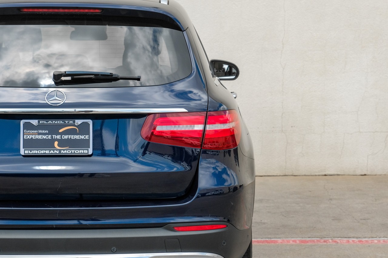 Mercedes-Benz GLC Vehicle Main Gallery Image 46