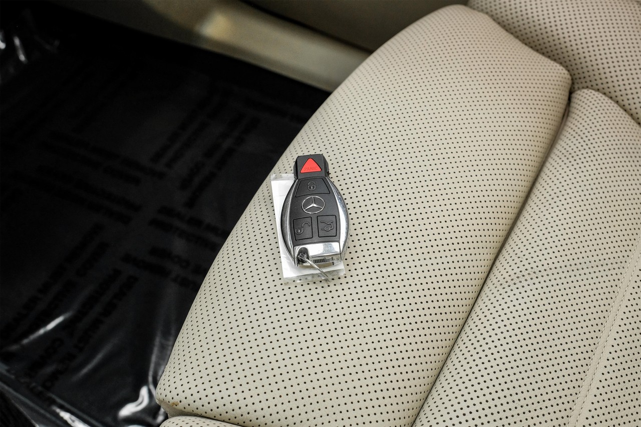 Mercedes-Benz GLC Vehicle Main Gallery Image 54