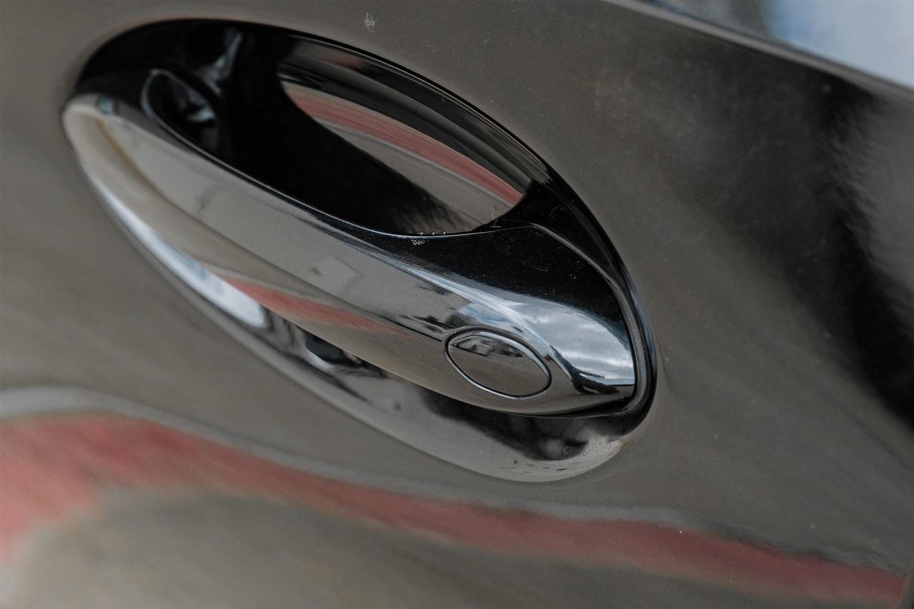 BMW Z4 Vehicle Main Gallery Image 40