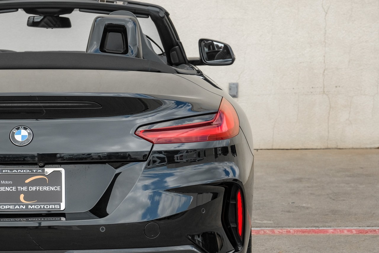 BMW Z4 Vehicle Main Gallery Image 47