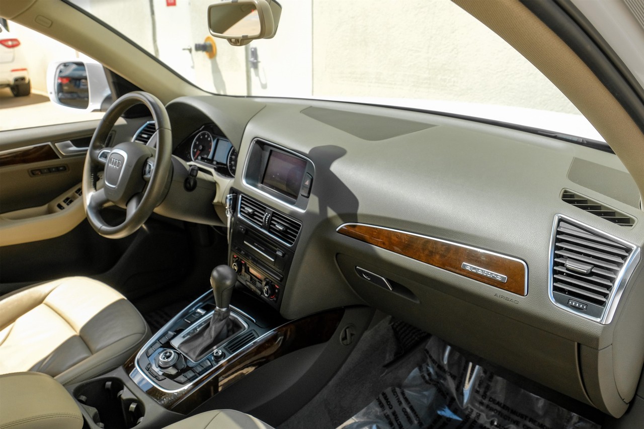 Audi Q5 Vehicle Main Gallery Image 13