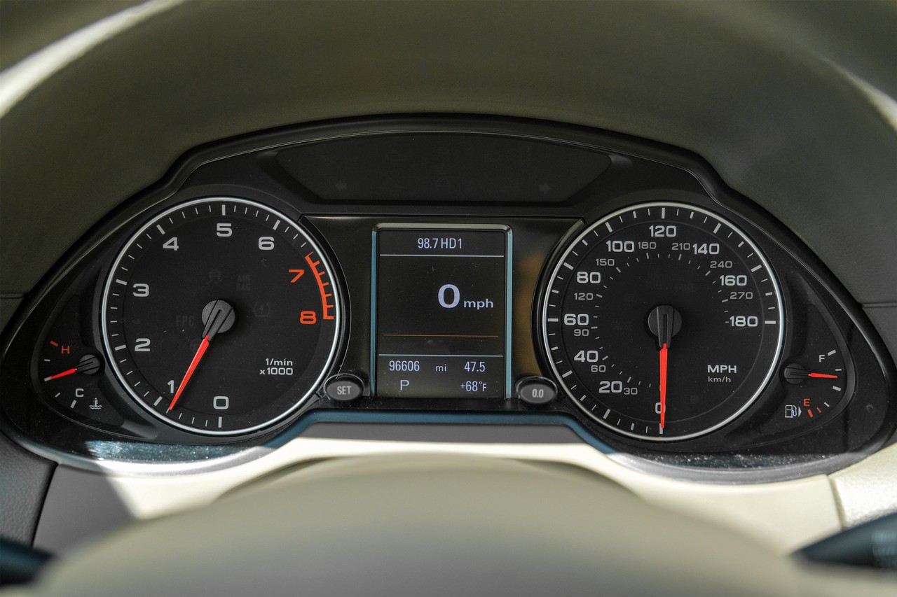 Audi Q5 Vehicle Main Gallery Image 19
