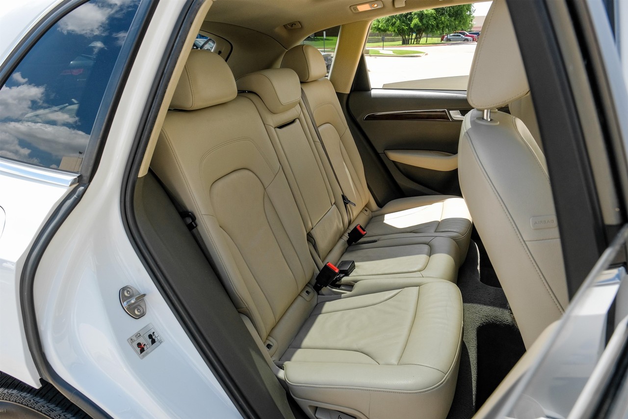 Audi Q5 Vehicle Main Gallery Image 33
