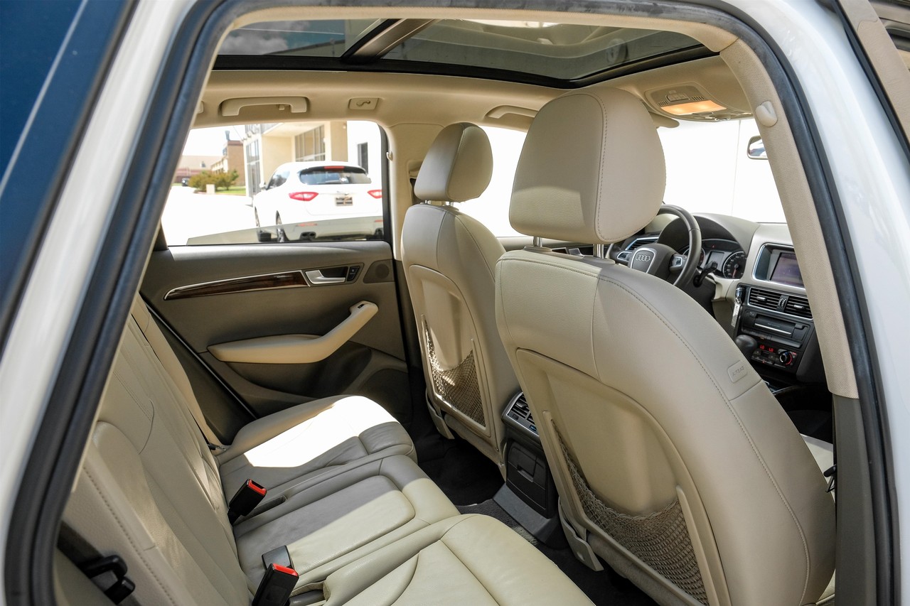 Audi Q5 Vehicle Main Gallery Image 34