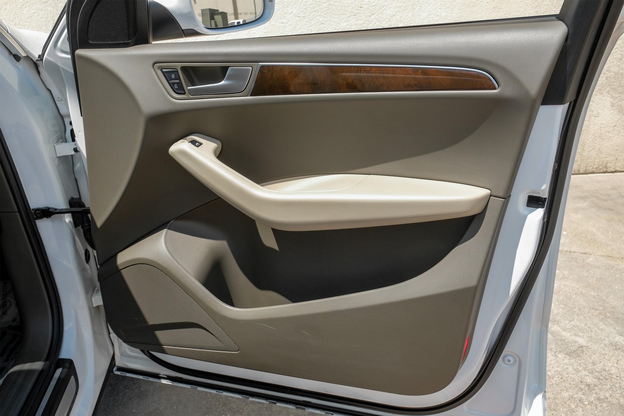 Audi Q5 Vehicle Main Gallery Image 41