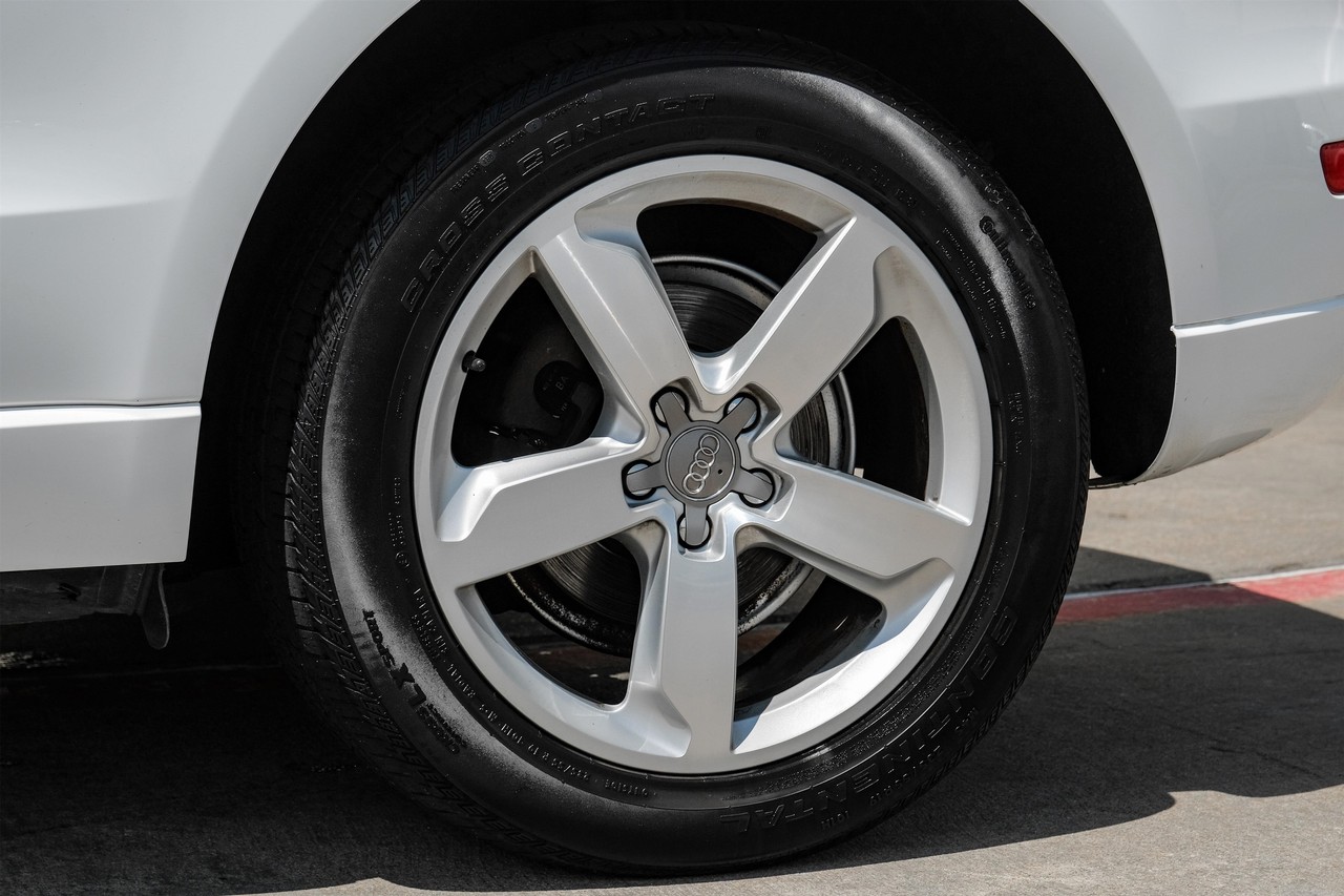 Audi Q5 Vehicle Main Gallery Image 52