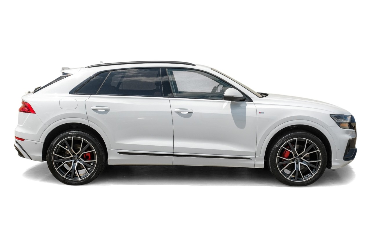 Audi Q8 Vehicle Main Gallery Image 08