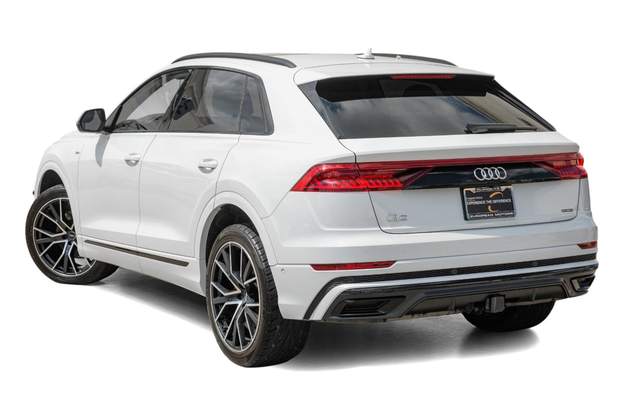 Audi Q8 Vehicle Main Gallery Image 11
