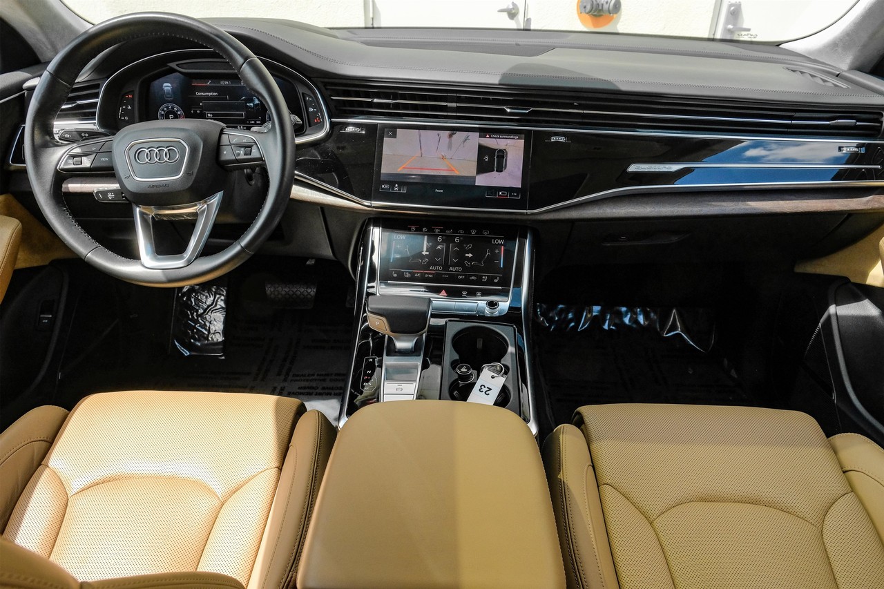 Audi Q8 Vehicle Main Gallery Image 15