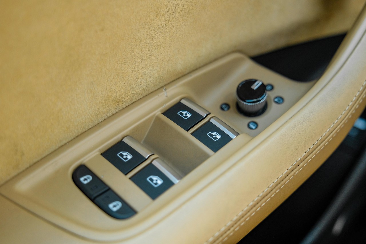 Audi Q8 Vehicle Main Gallery Image 40