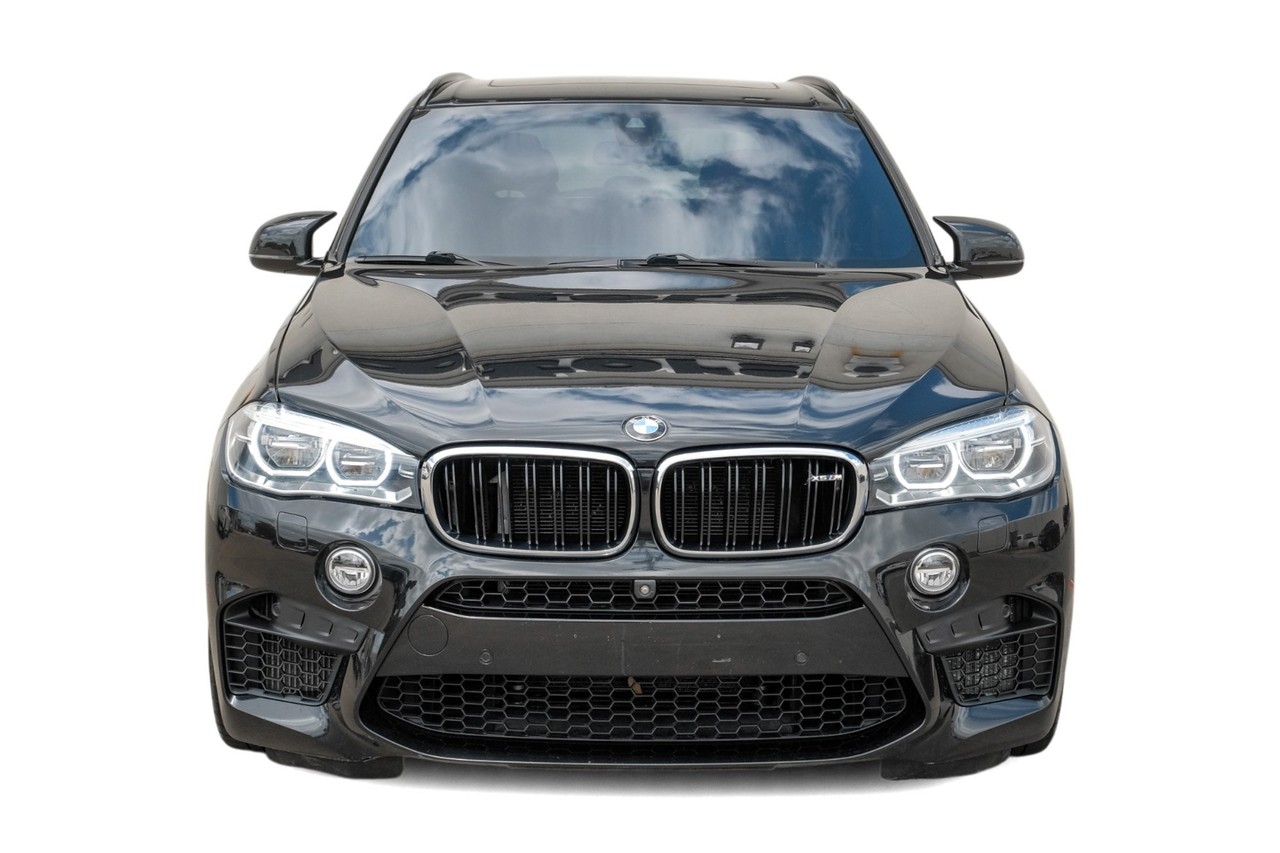 BMW X5 M Vehicle Main Gallery Image 06