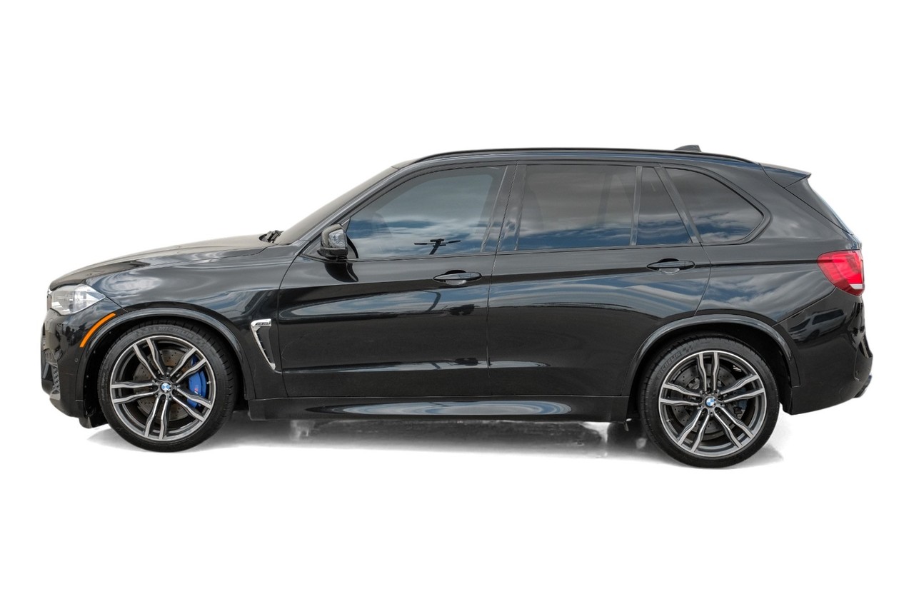 BMW X5 M Vehicle Main Gallery Image 12