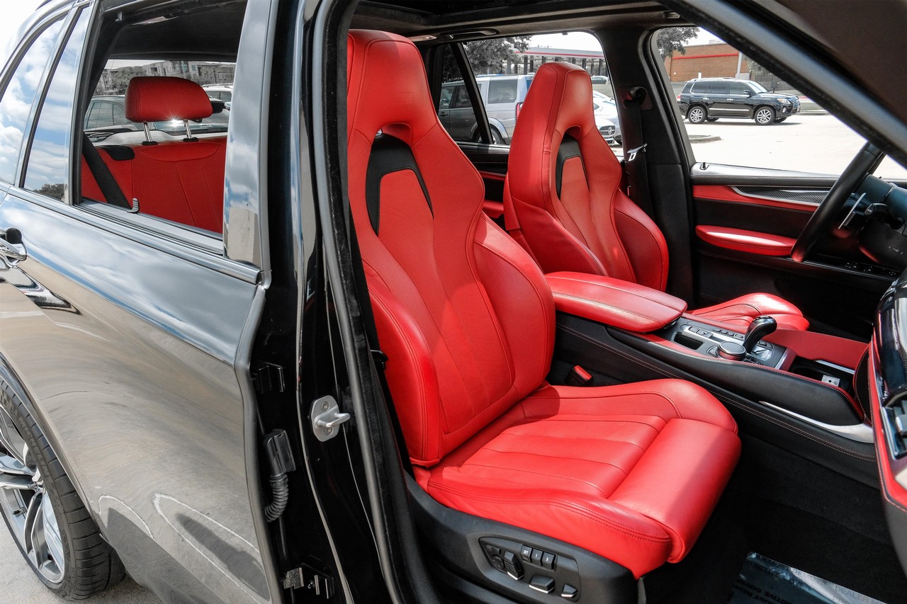 BMW X5 M Vehicle Main Gallery Image 35