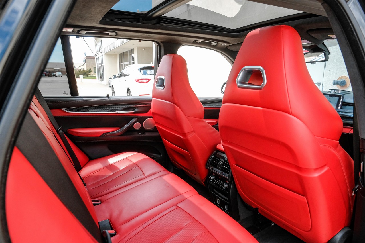 BMW X5 M Vehicle Main Gallery Image 37