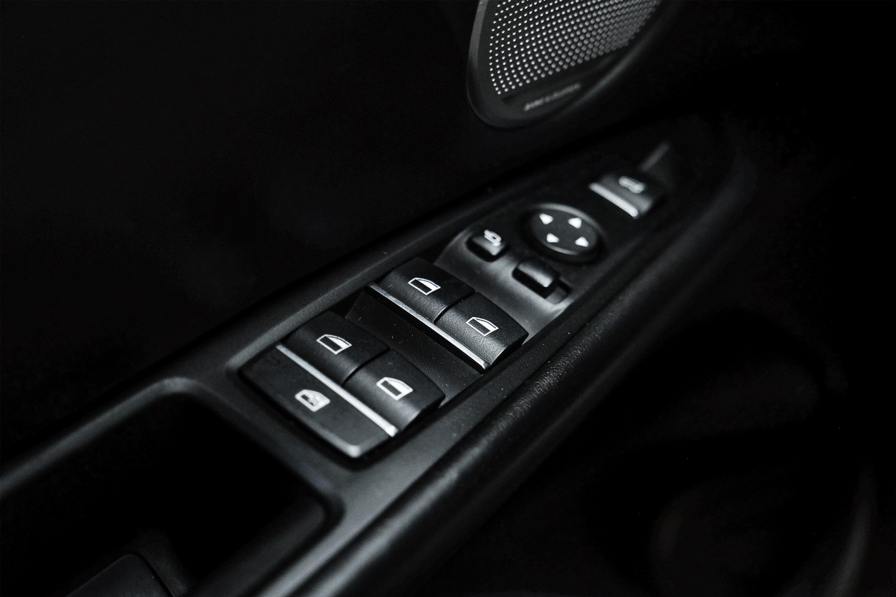 BMW X5 M Vehicle Main Gallery Image 43