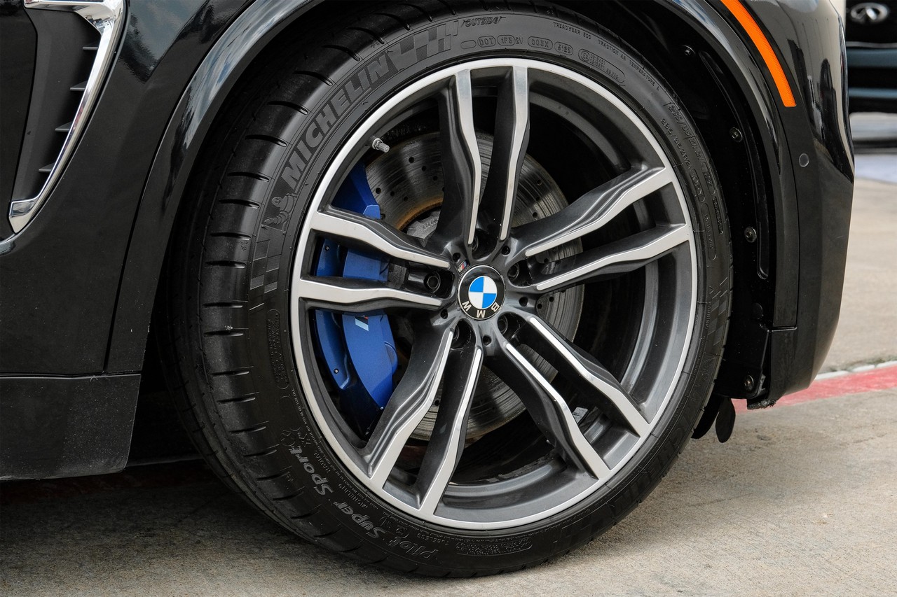 BMW X5 M Vehicle Main Gallery Image 53