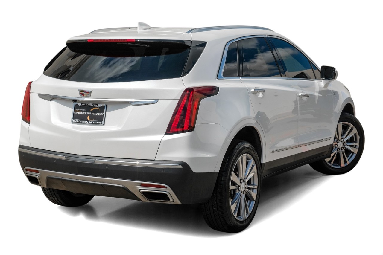 Cadillac XT5 Vehicle Main Gallery Image 09