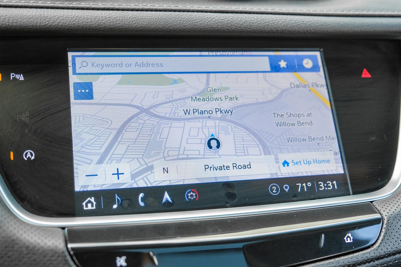 Cadillac XT5 Vehicle Main Gallery Image 23