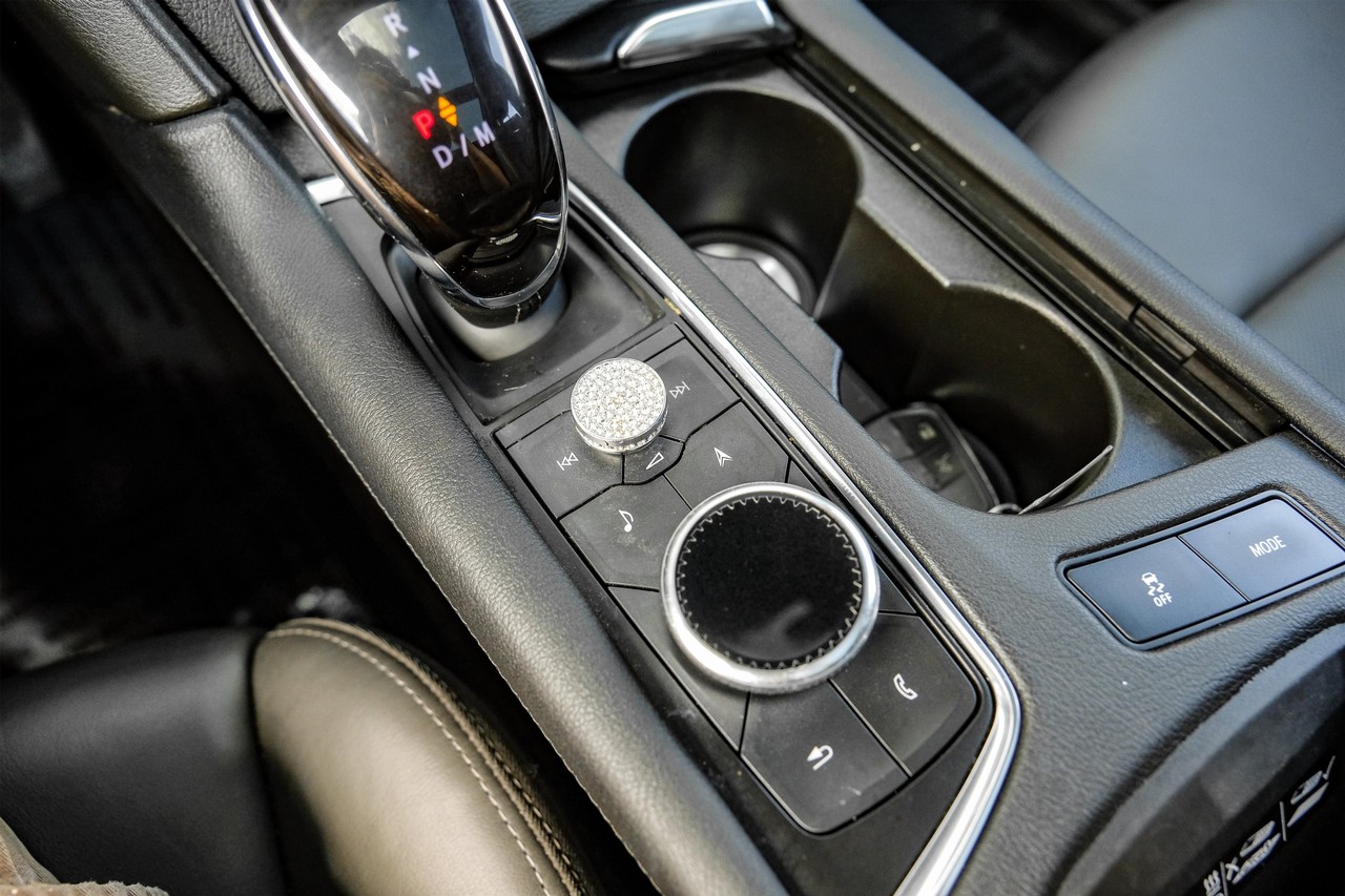 Cadillac XT5 Vehicle Main Gallery Image 27