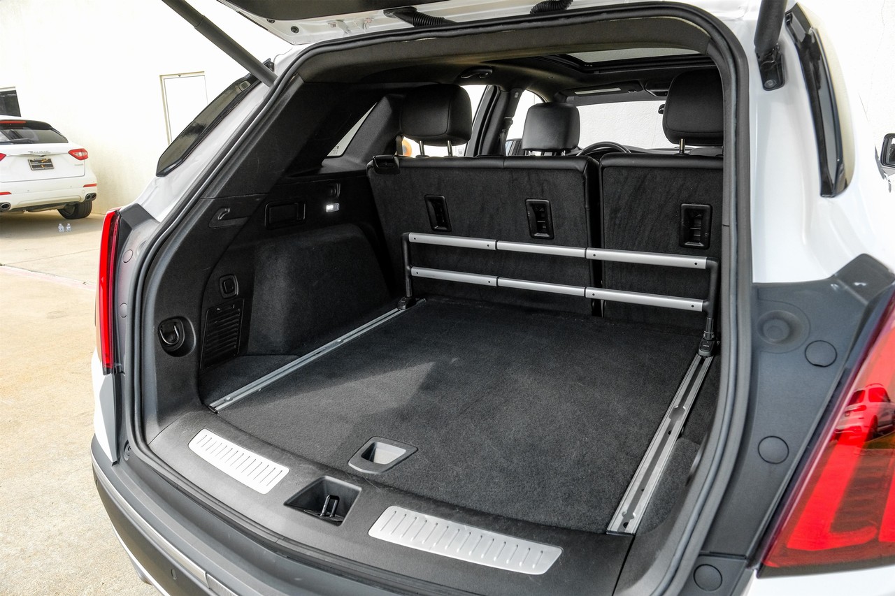 Cadillac XT5 Vehicle Main Gallery Image 49