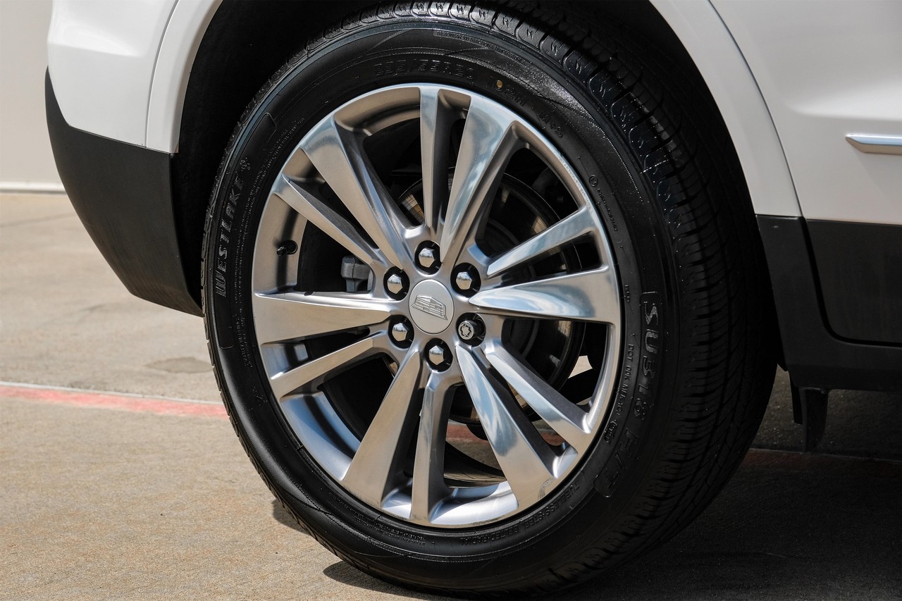 Cadillac XT5 Vehicle Main Gallery Image 52