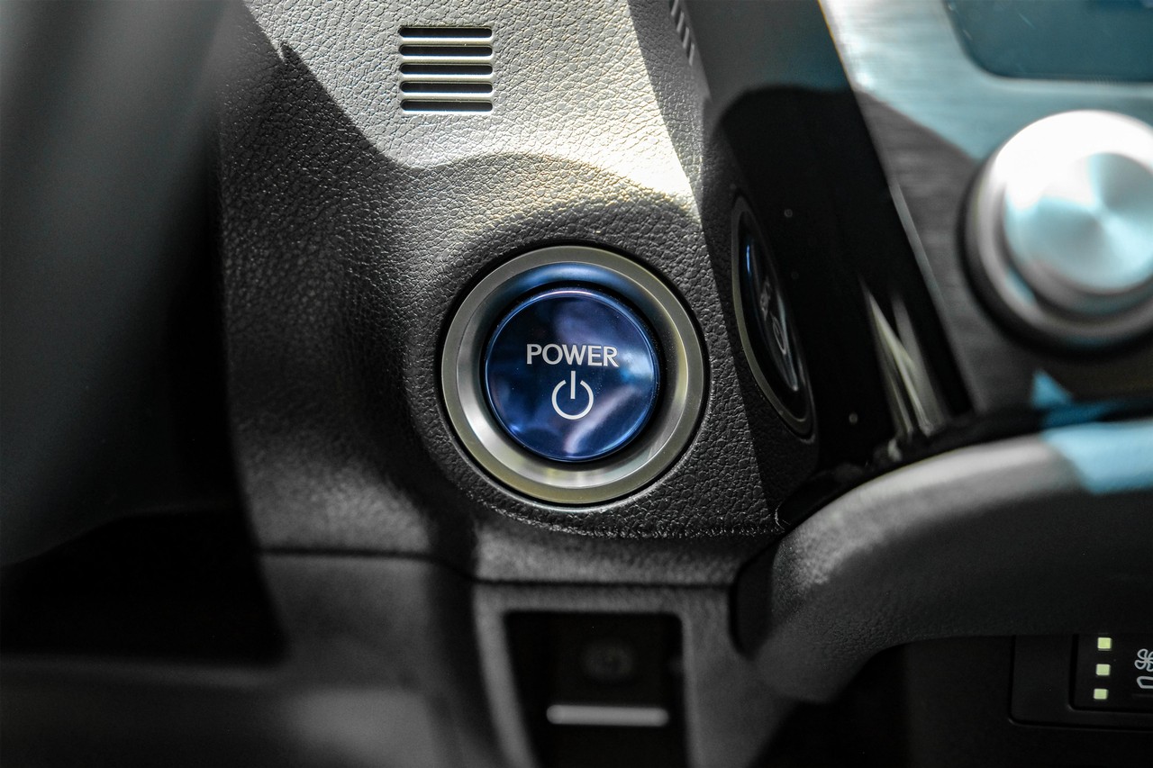 Lexus ES Vehicle Main Gallery Image 27