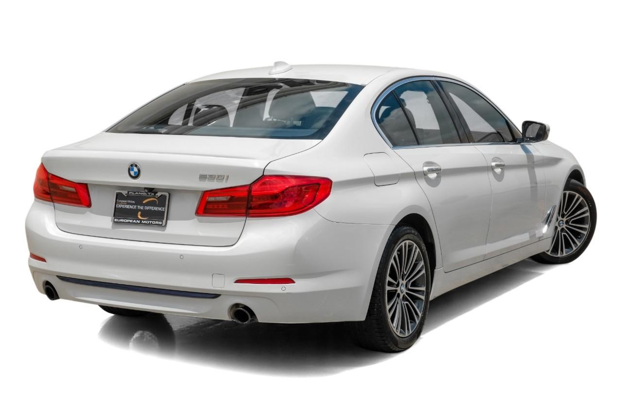 BMW 530i Vehicle Main Gallery Image 09