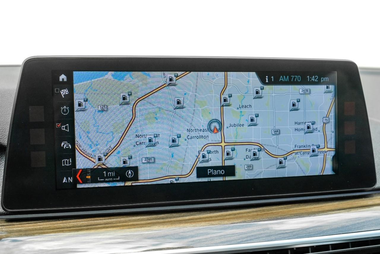 BMW 530i Vehicle Main Gallery Image 20