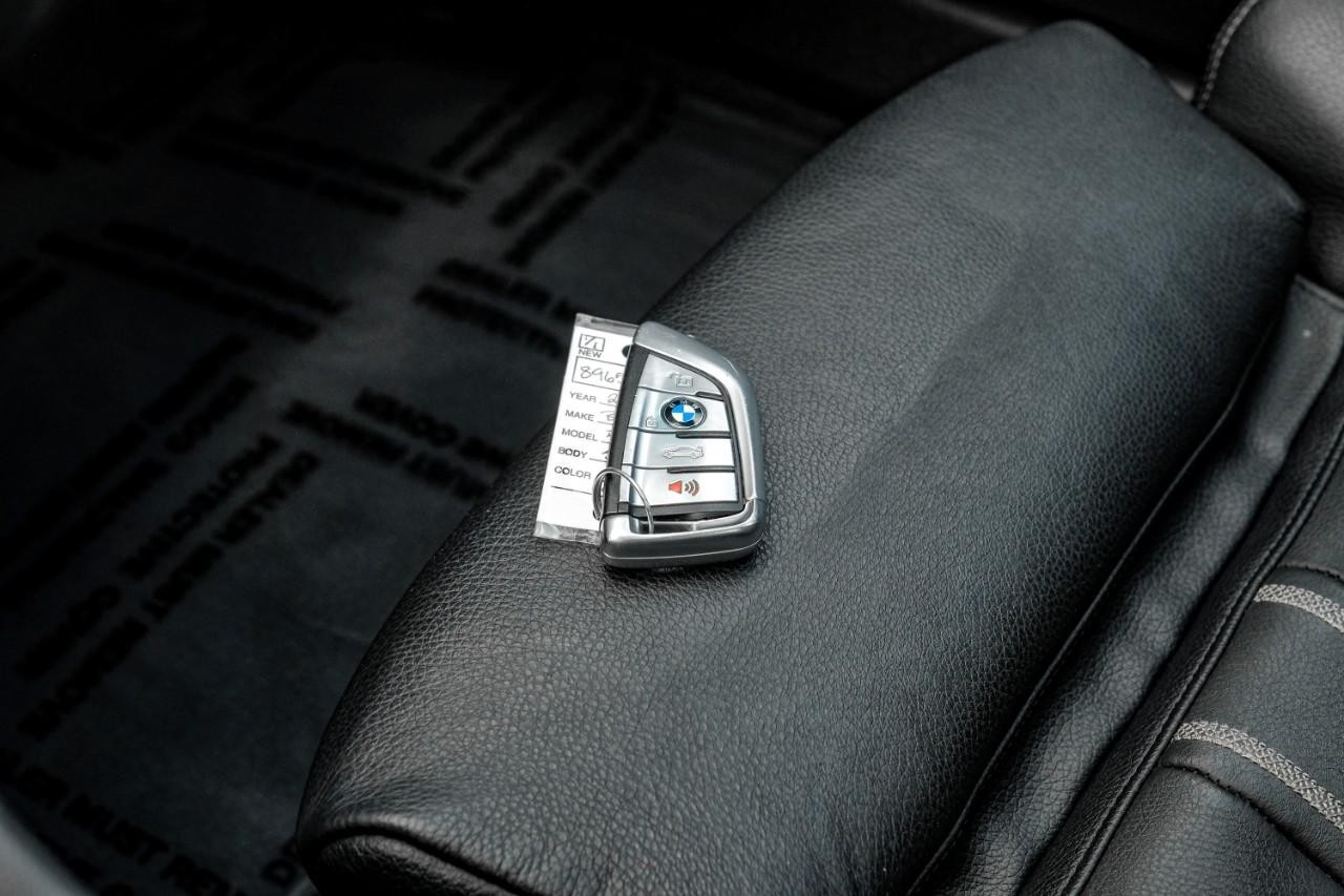 BMW 530i Vehicle Main Gallery Image 51