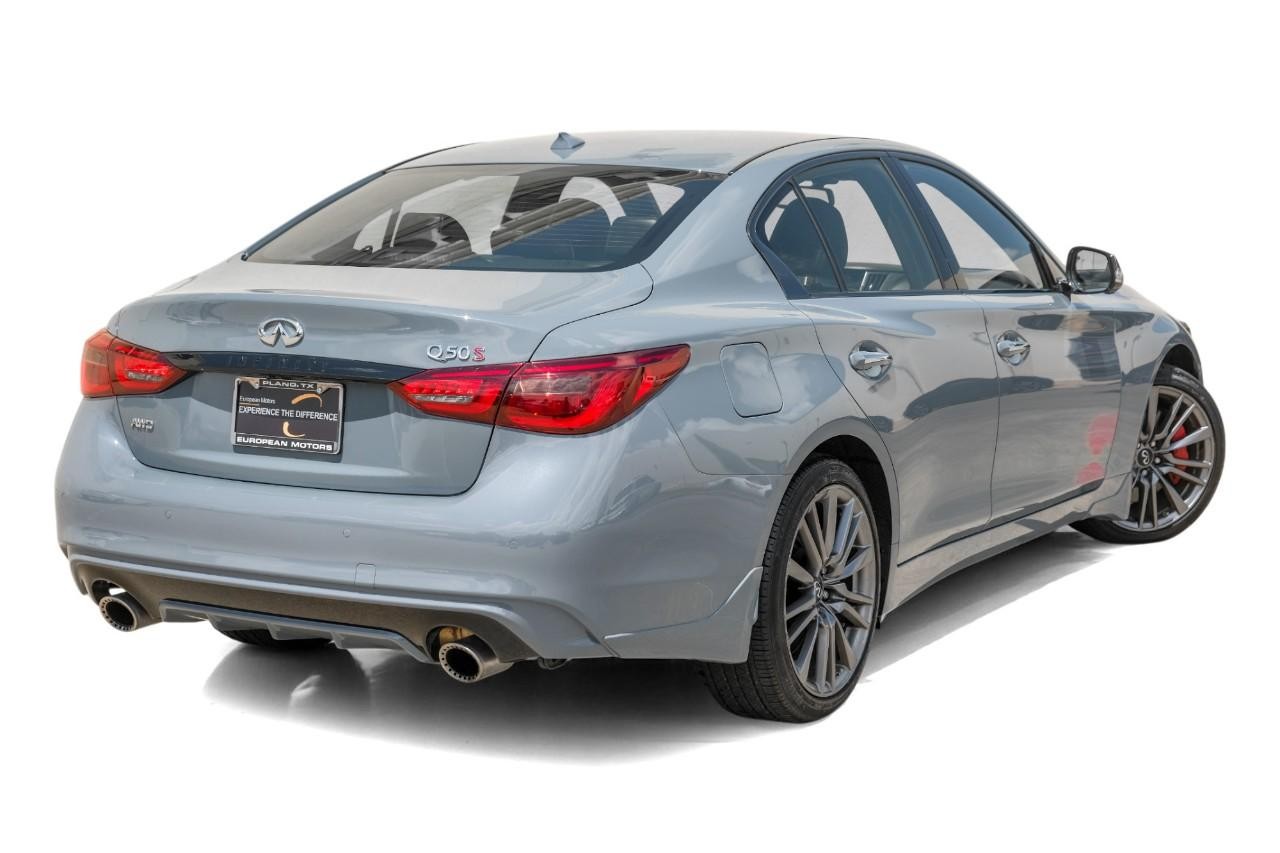 INFINITI Q50 Vehicle Main Gallery Image 09