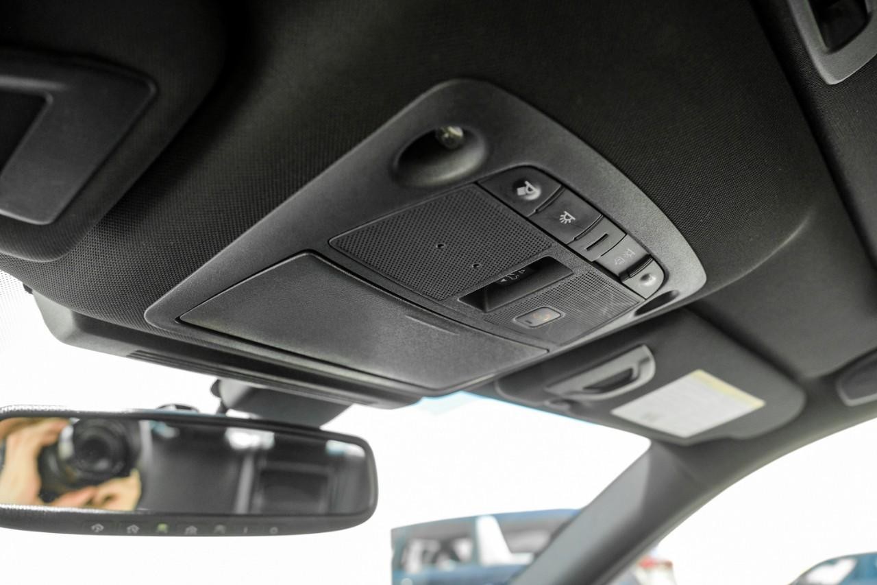 INFINITI Q50 Vehicle Main Gallery Image 27