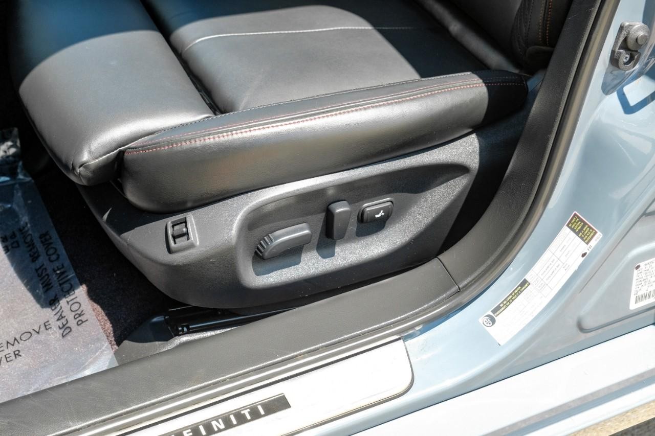 INFINITI Q50 Vehicle Main Gallery Image 30