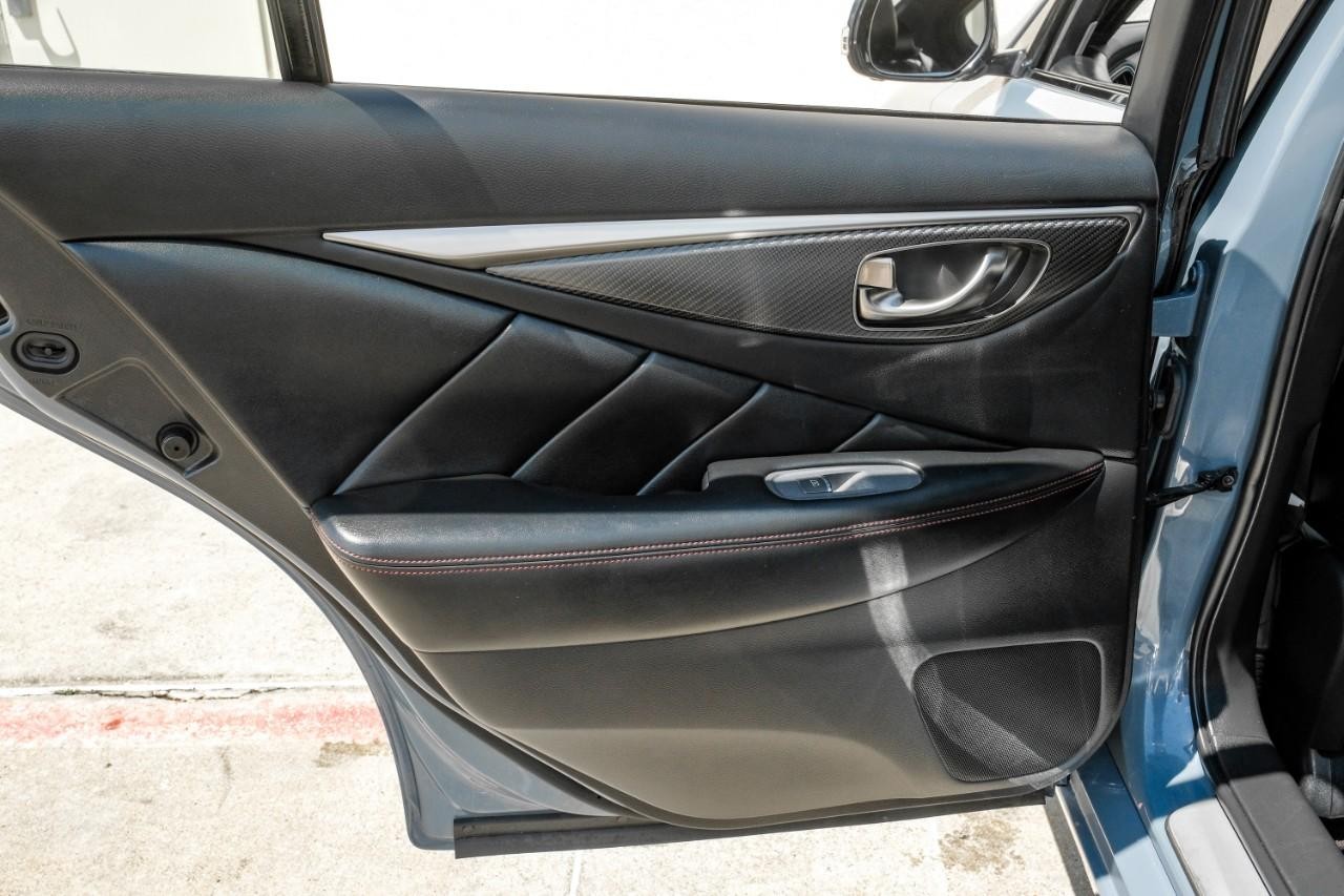 INFINITI Q50 Vehicle Main Gallery Image 41
