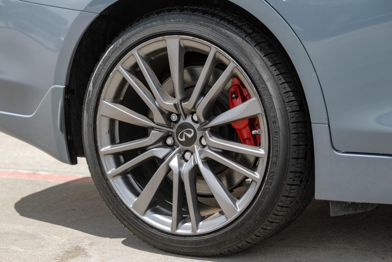 INFINITI Q50 Vehicle Main Gallery Image 46