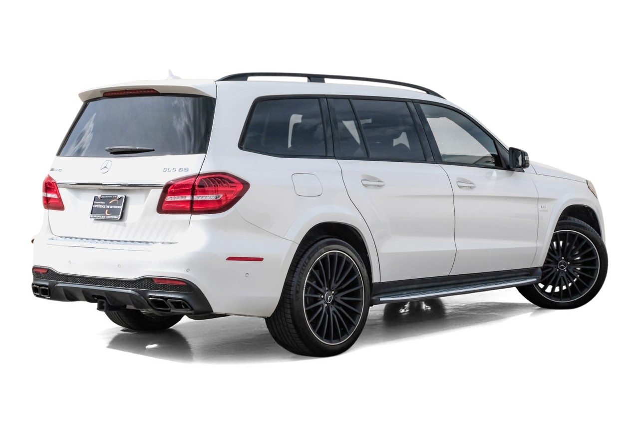 Mercedes-Benz GLS 63 AMG Vehicle Main Gallery Image 09