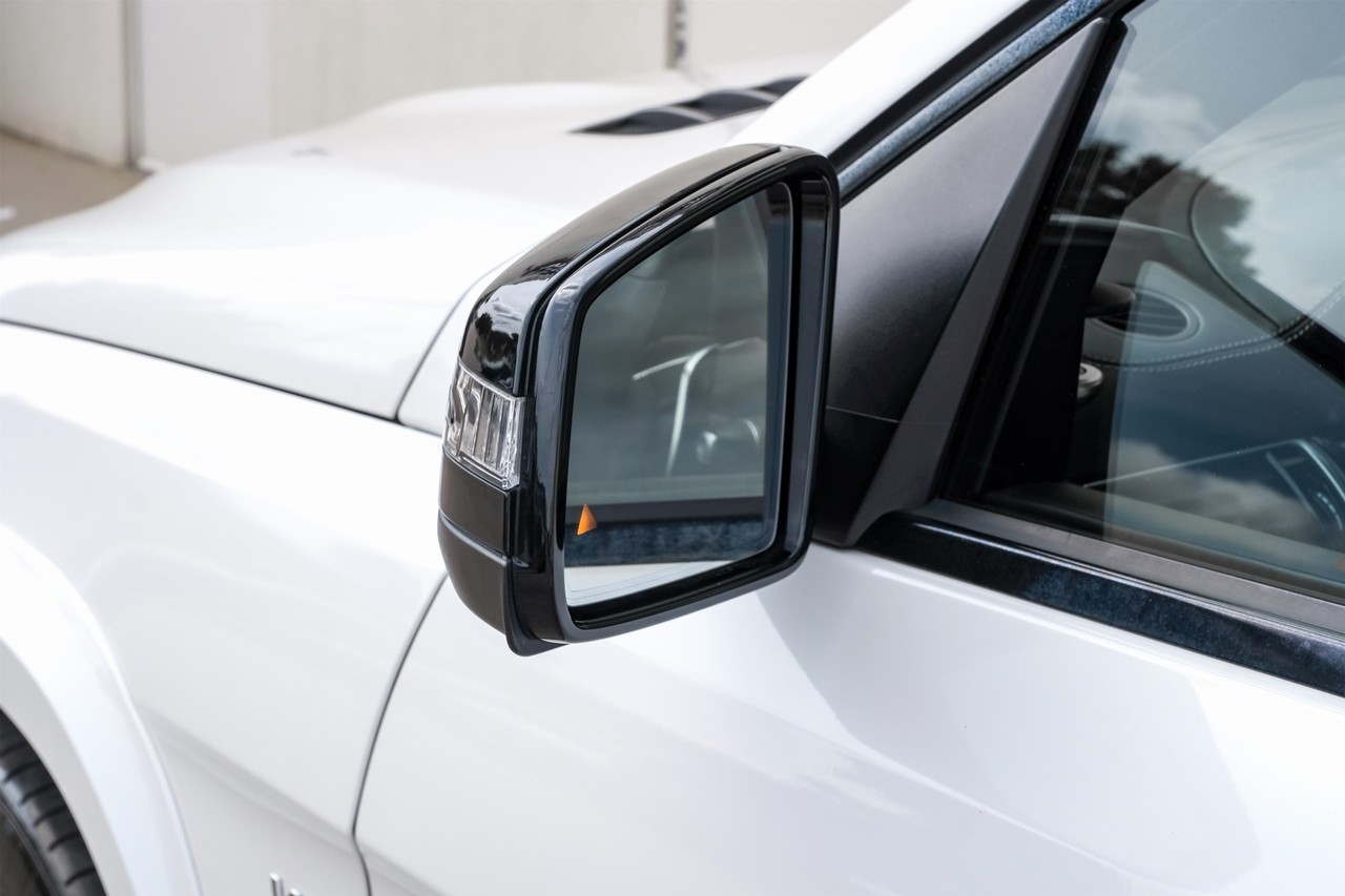 Mercedes-Benz GLS 63 AMG Vehicle Main Gallery Image 42