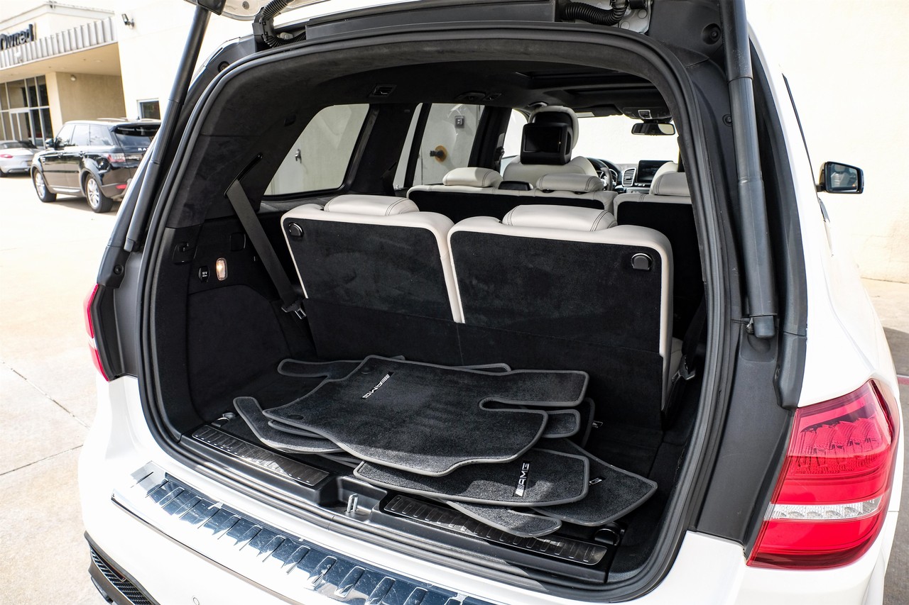 Mercedes-Benz GLS 63 AMG Vehicle Main Gallery Image 55
