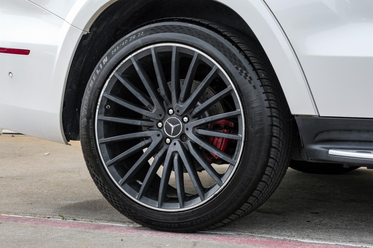 Mercedes-Benz GLS 63 AMG Vehicle Main Gallery Image 59