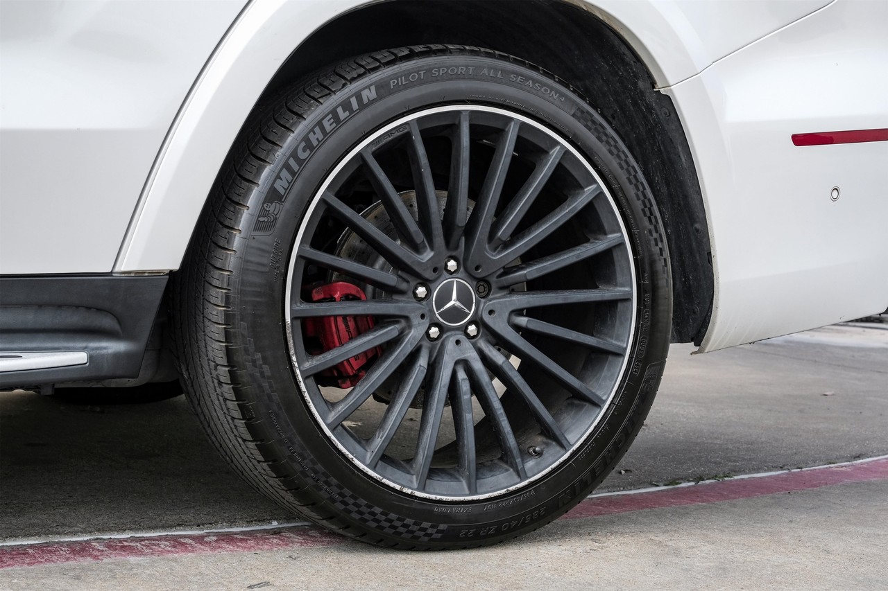 Mercedes-Benz GLS 63 AMG Vehicle Main Gallery Image 62