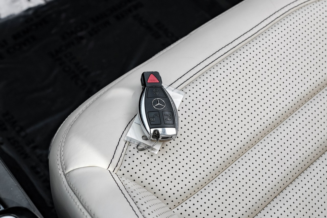 Mercedes-Benz GLS 63 AMG Vehicle Main Gallery Image 63