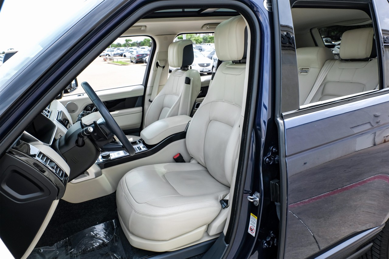 Land Rover Range Rover Vehicle Main Gallery Image 04