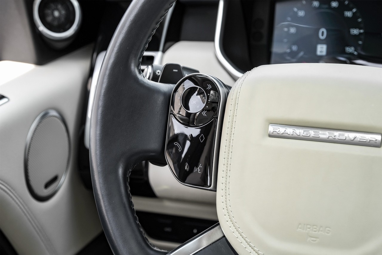 Land Rover Range Rover Vehicle Main Gallery Image 18