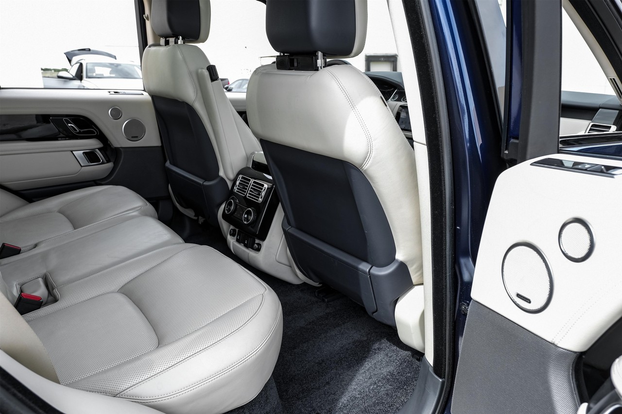 Land Rover Range Rover Vehicle Main Gallery Image 35